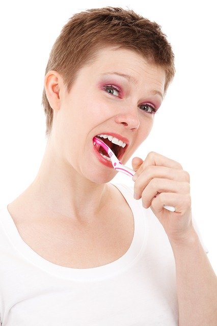 szczotkowanie zębów